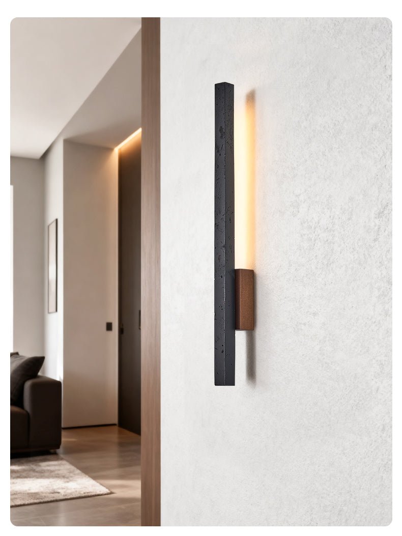 Juna Slim Schwarzer Travertin Linear Wandleuchte
