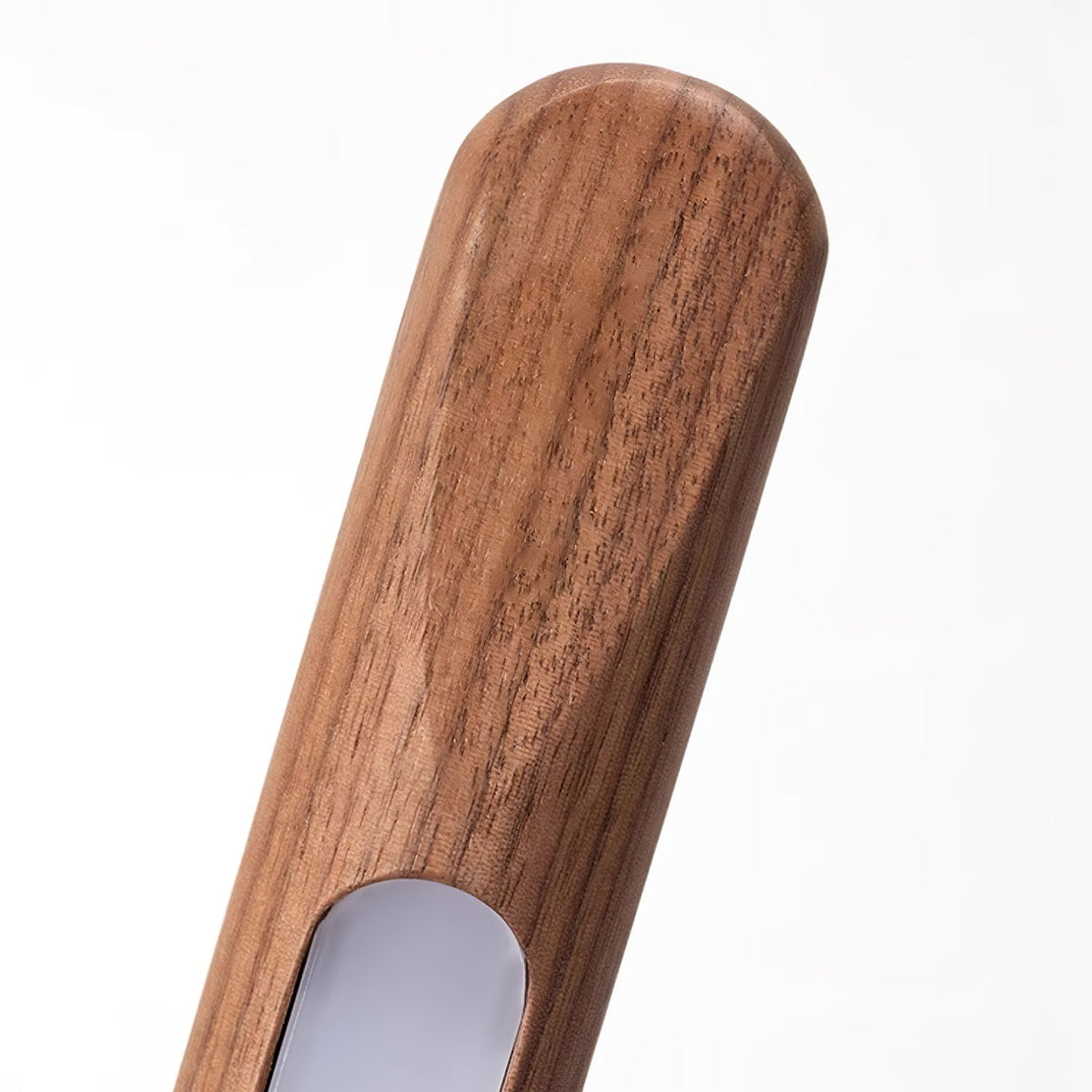 Echo lineare Stehleuchte aus Holz in Holz