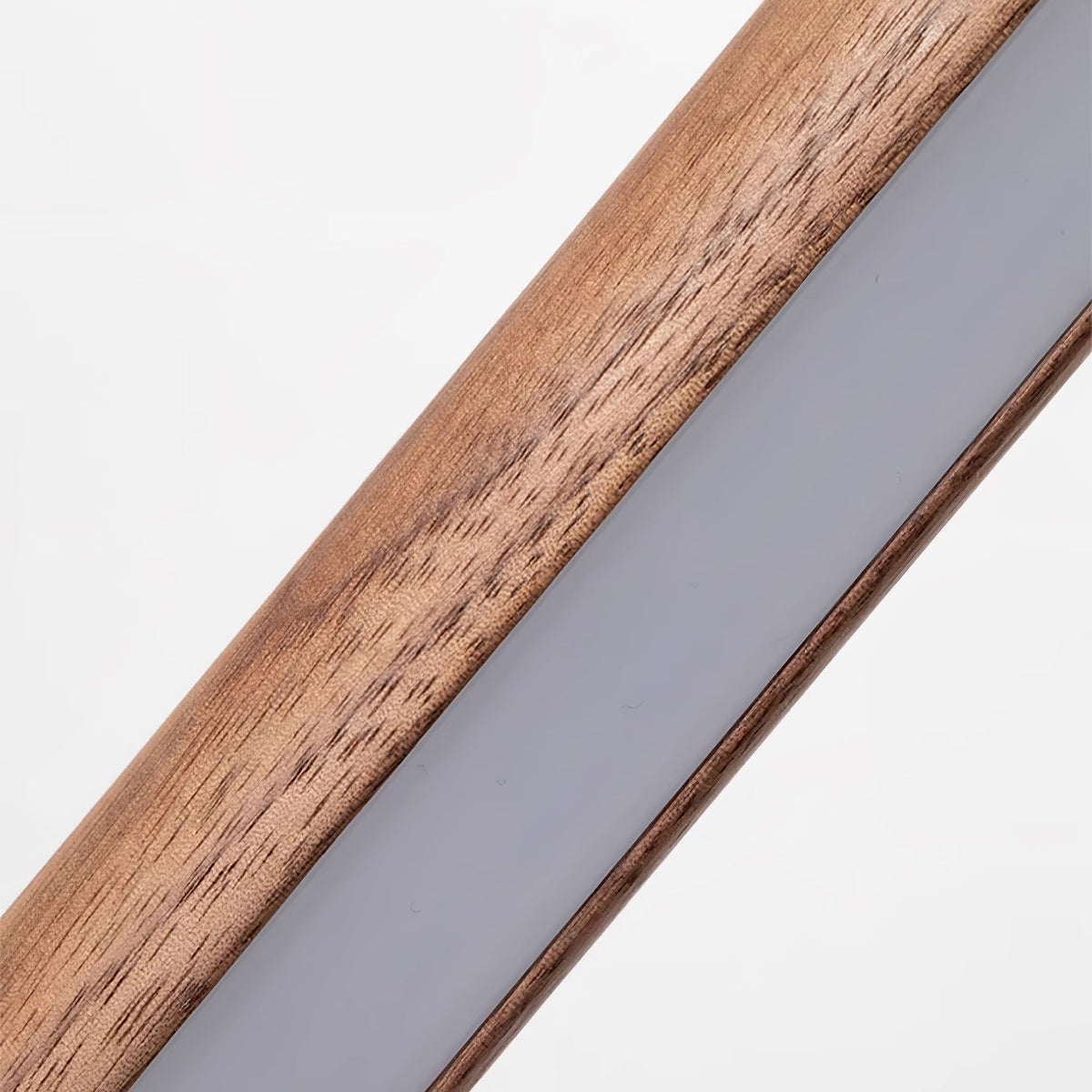 Echo lineare Stehleuchte aus Holz in Holz