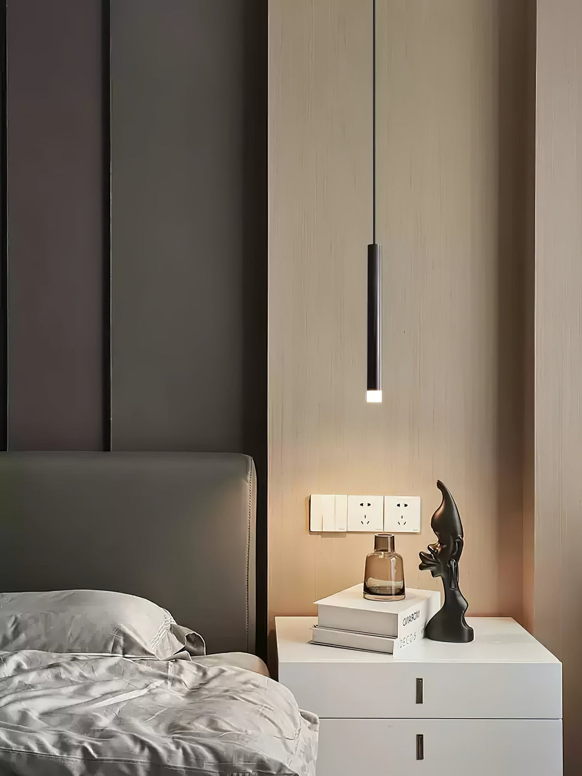 Cetheel zeitgenössische minimalistische Pendelleuchte aus Messing und Kunststoff