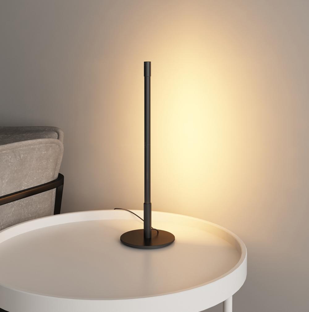 Riven Minimalistische Tischleuchte