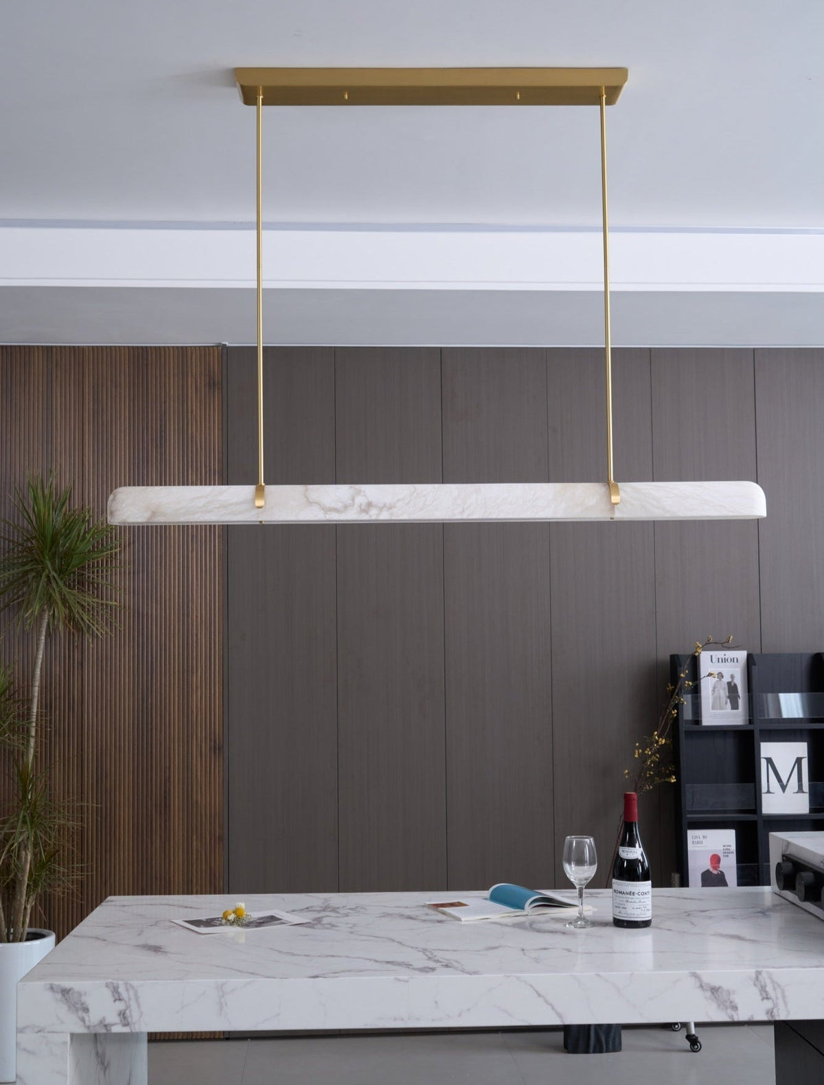 Ilraea lineare Pendelleuchte aus Alabaster