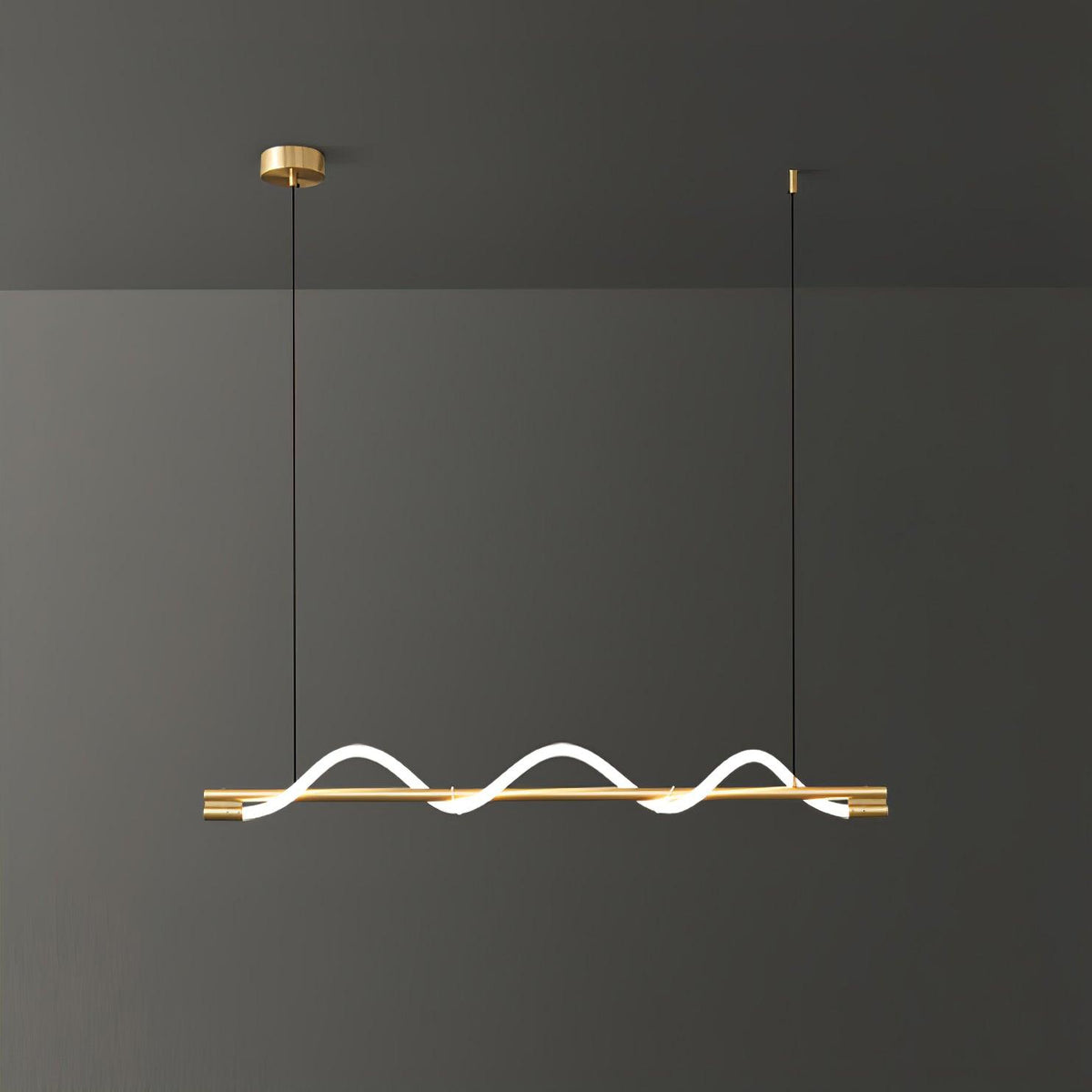 Pulse Minimalistische Pendelleuchte aus Messing