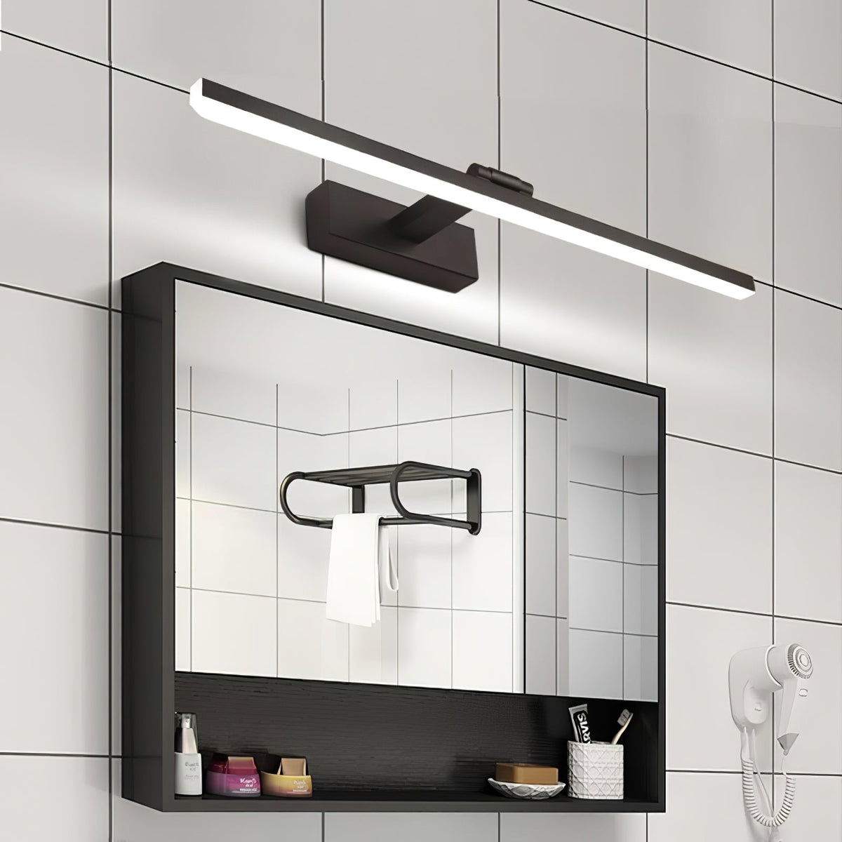 Lineare moderne minimalistische Wandleuchte für das Badezimmer