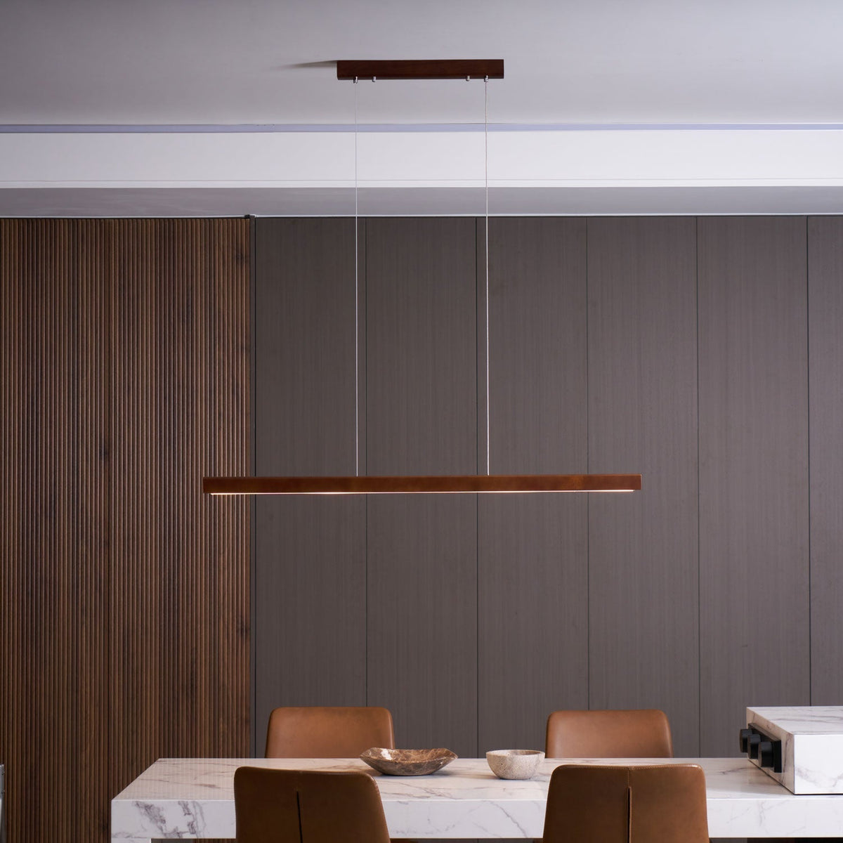 Rinalina lineare minimalistische Pendelleuchte aus Holz in Holz