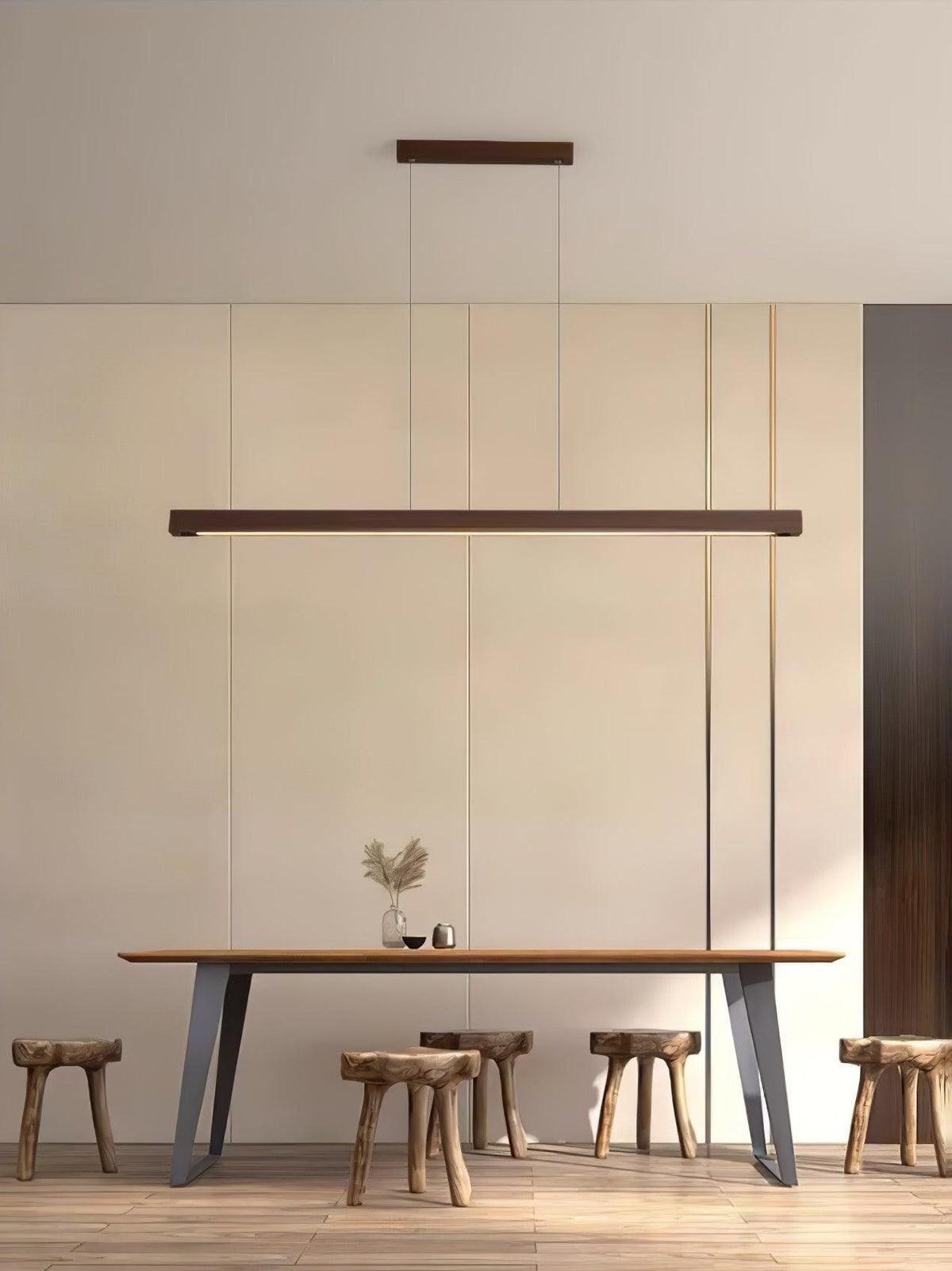 Aro lineare Pendelleuchte aus Holz