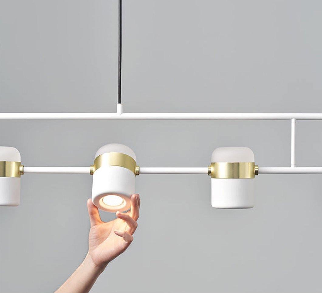 Lirael Pendelleuchte verstellbar aus Glas mit Messing