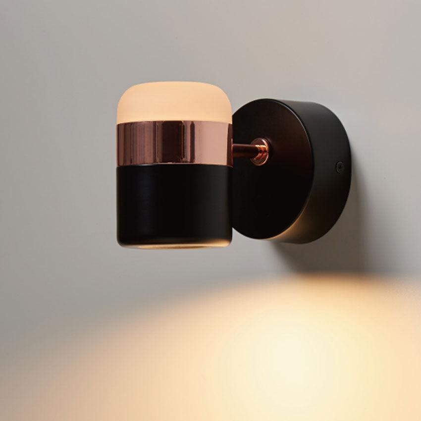 Liorinora Wandleuchte aus Schwarzem Glas mit verstellbarem Lampenschirm