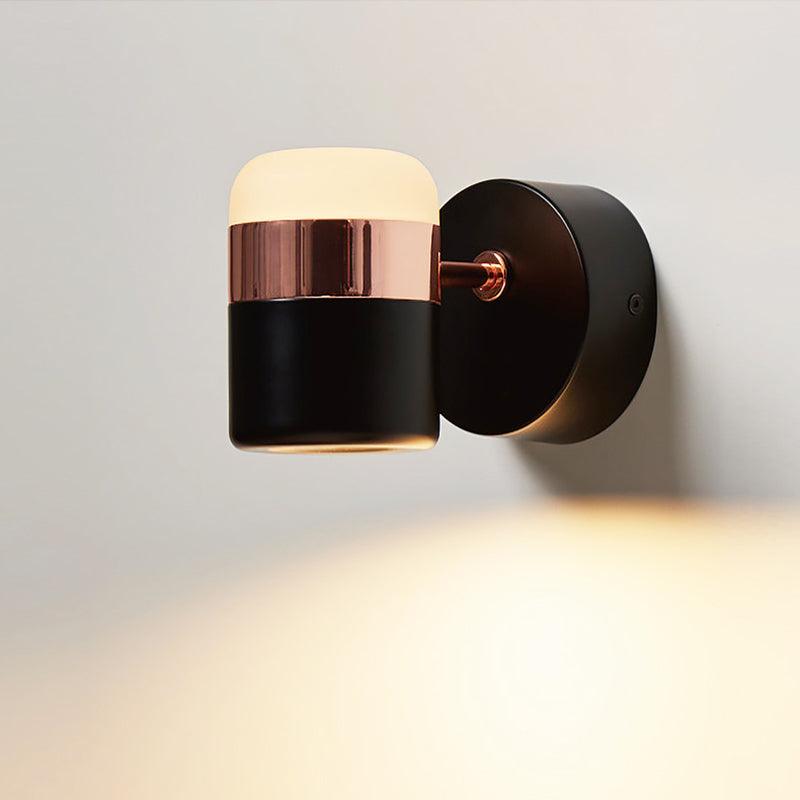 Liorinora Wandleuchte aus Schwarzem Glas mit verstellbarem Lampenschirm