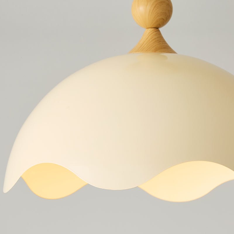 Noriraine Deckenleuchte mit geschwungenem Rand und Beige