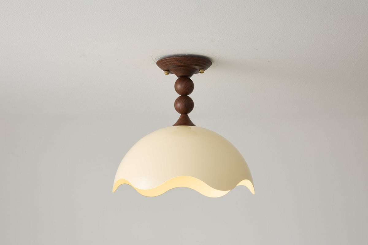 Noriraine Deckenleuchte mit geschwungenem Rand und Beige