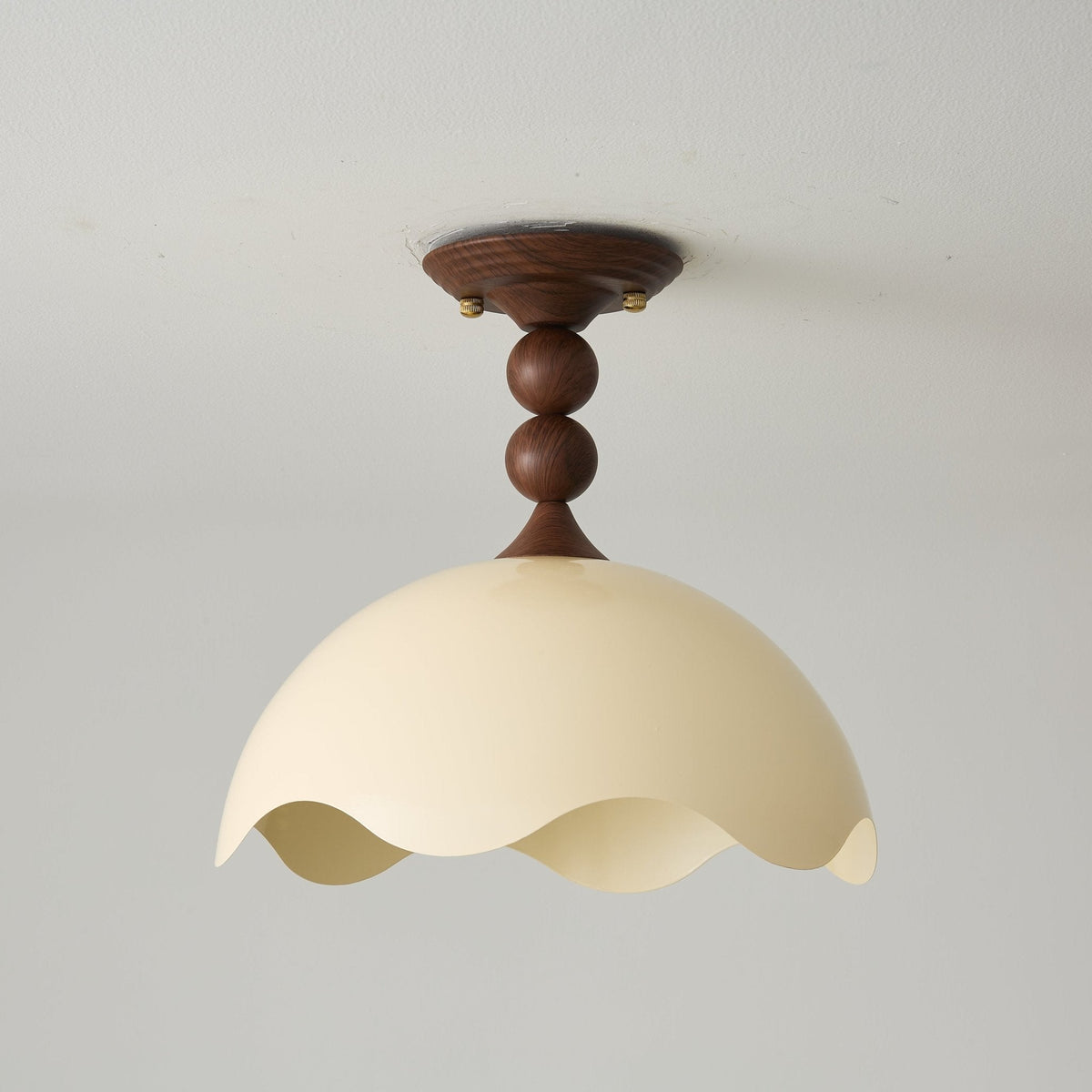 Noriraine Deckenleuchte mit geschwungenem Rand und Beige