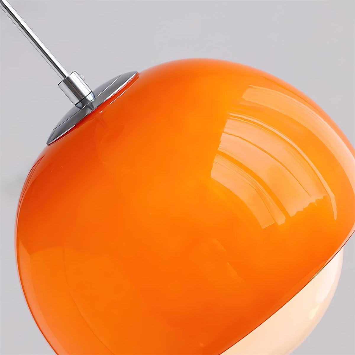 Lipko Pendelleuchte aus Glas mit Kugellampen im Retro-Design in bunten Farben