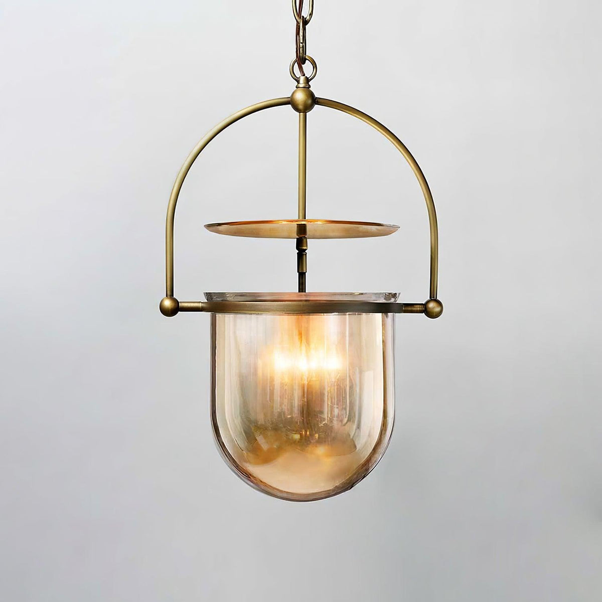 Velanaya Pendelleuchte aus Glas und Messing im Vintage-Stil fürs Wohnzimmer