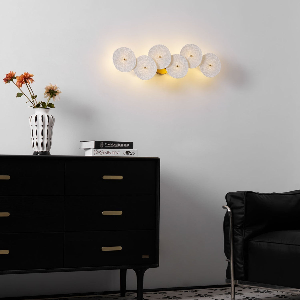 Jesse Elegance skandinavisch Art Petal Wandleuchte