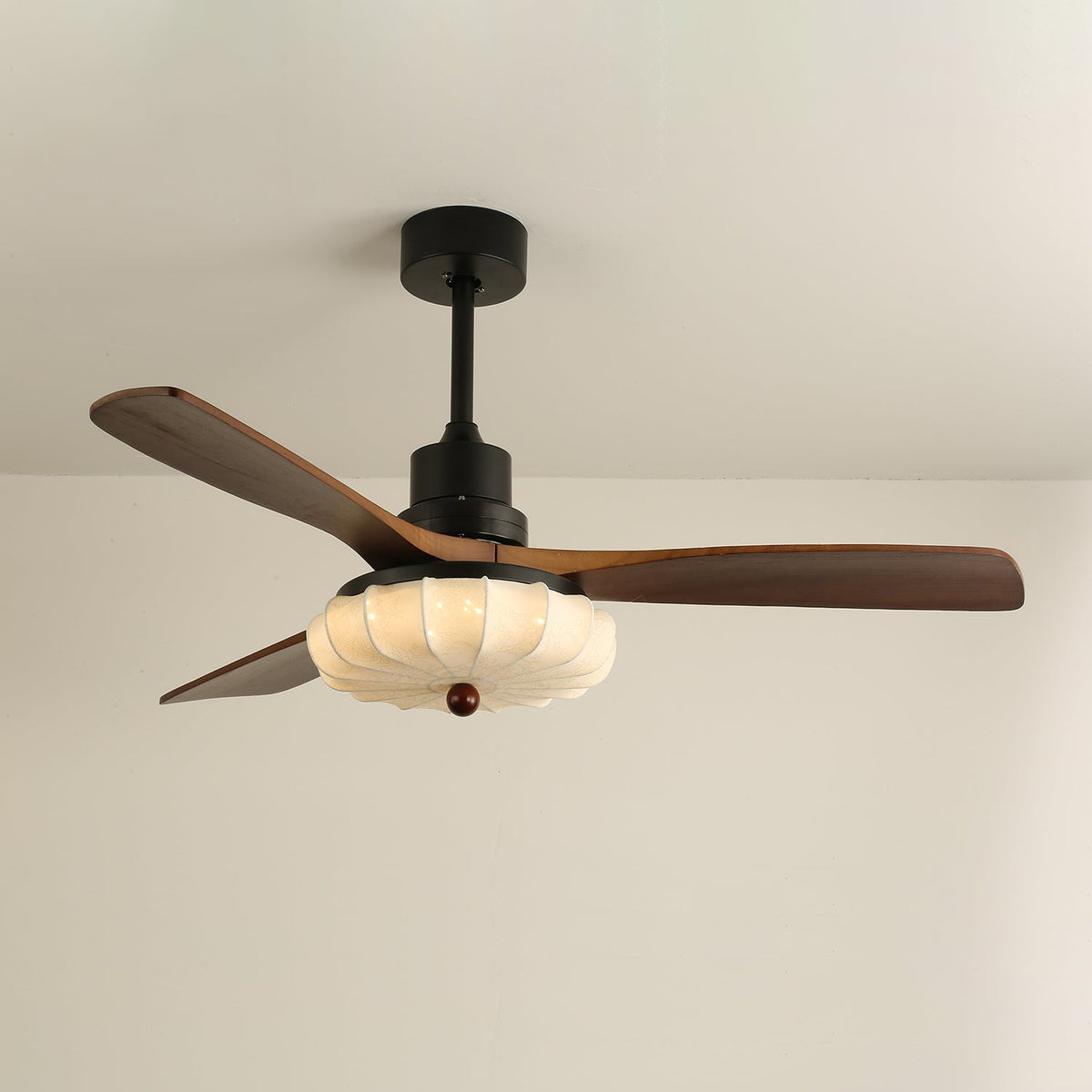 Ventra Vintage-Glas-Holz-Deckenventilator mit Beleuchtung