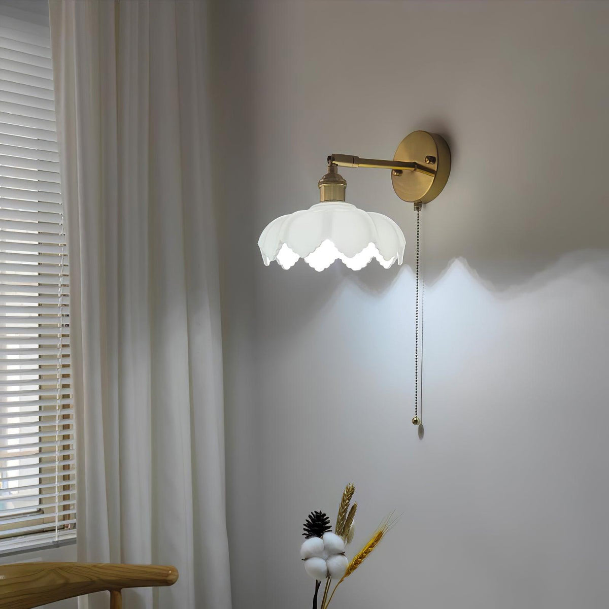 Lotus zeitgenössische Wandleuchte aus Glas im nordischen Stil