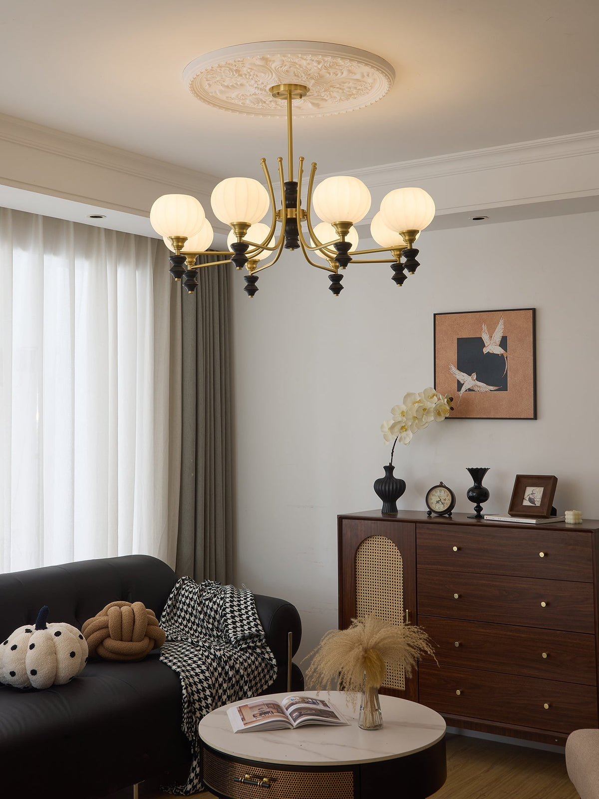 Zavenen Kronleuchter im traditionellen Vintage-Stil aus Messing und Holz