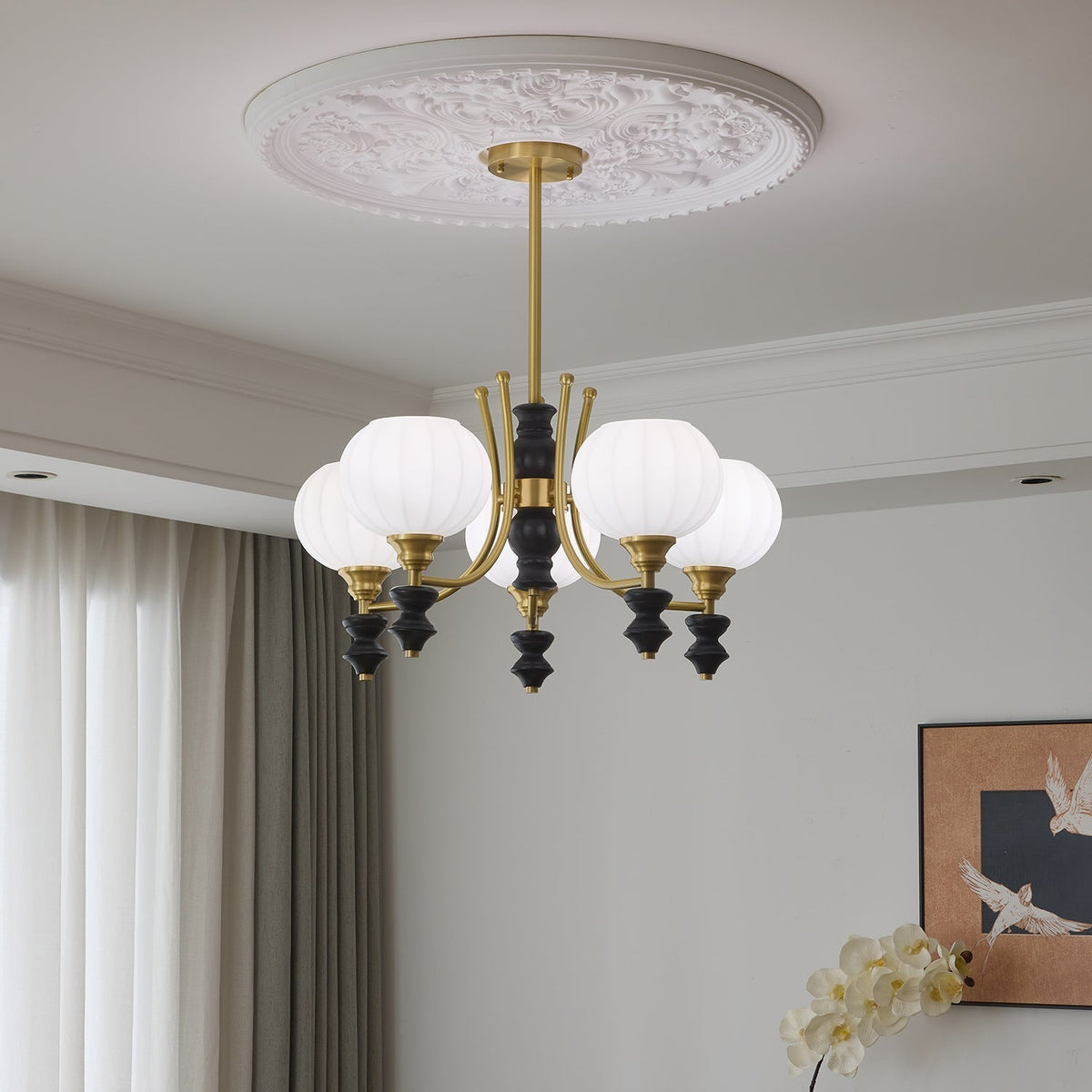 Zavenen Kronleuchter im traditionellen Vintage-Stil aus Messing und Holz