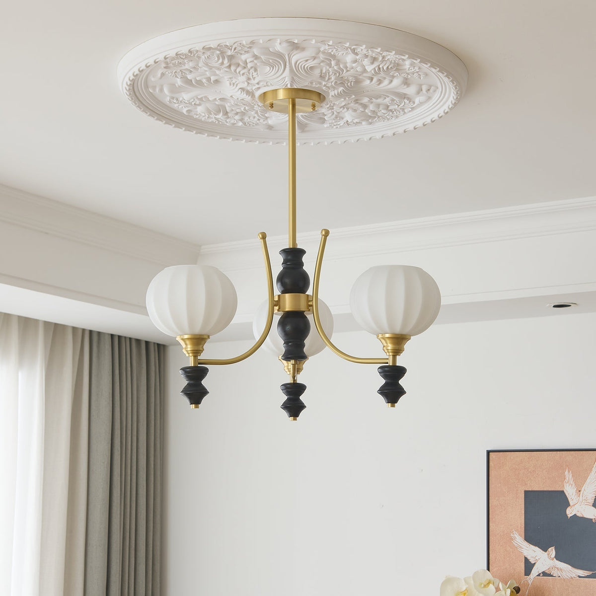Zavenen Kronleuchter im traditionellen Vintage-Stil aus Messing und Holz