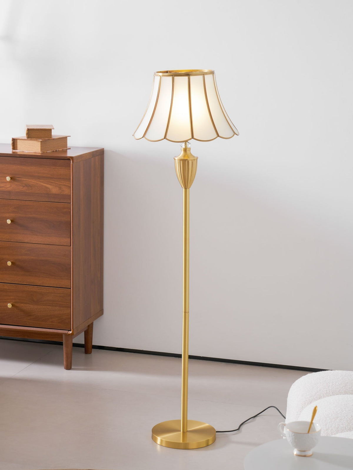 Caselette Messing luxuriöse Stehleuchte