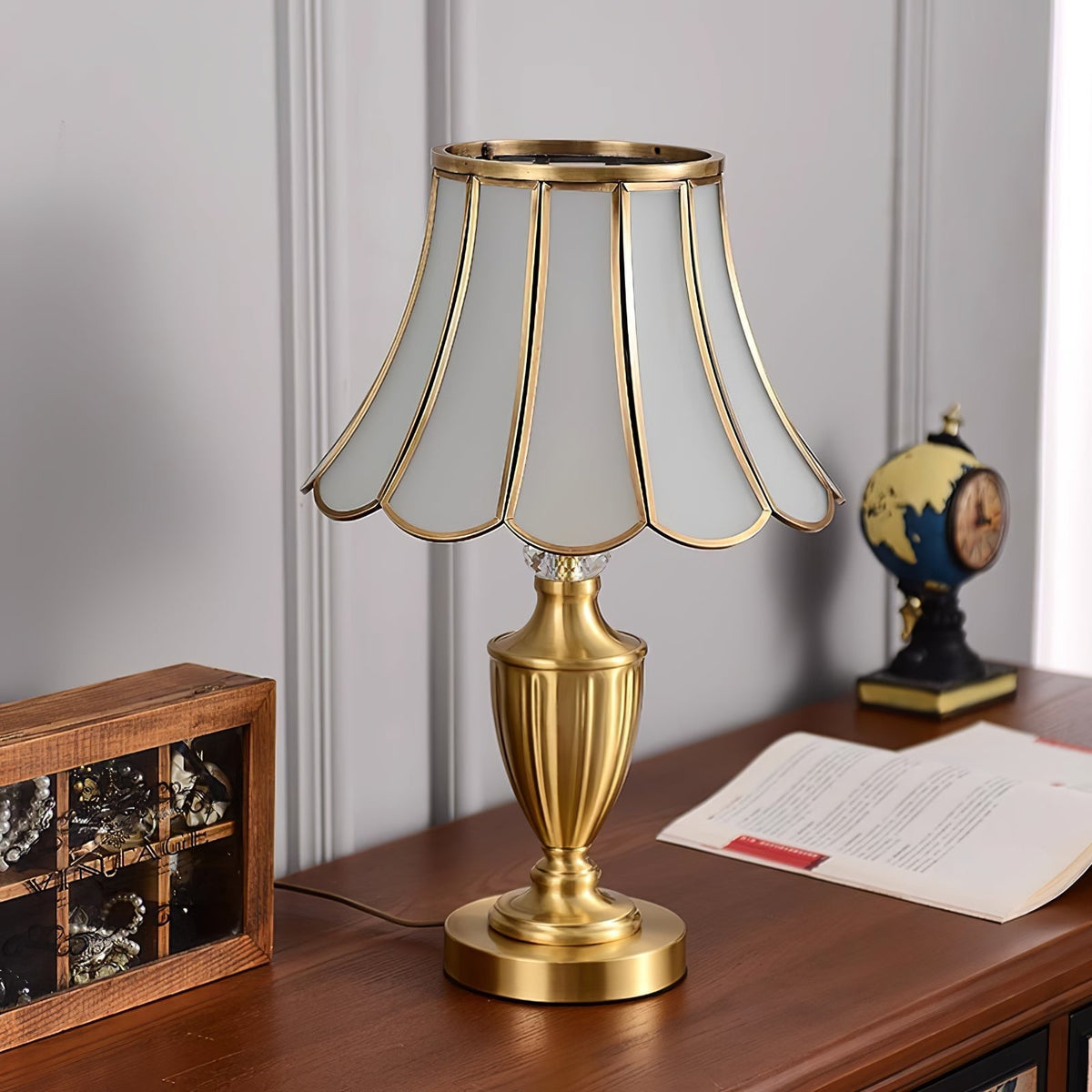 Valencia Messing & Glas Vintage Tischleuchte