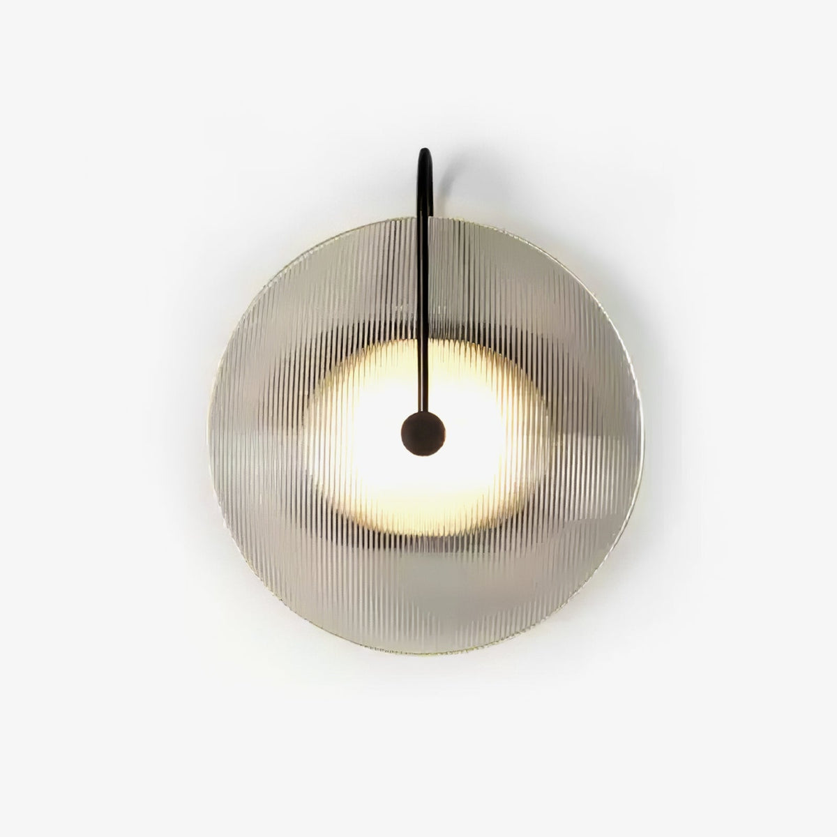 Ivsilan zeitgenössische minimalistische Wandleuchte aus Milchglas