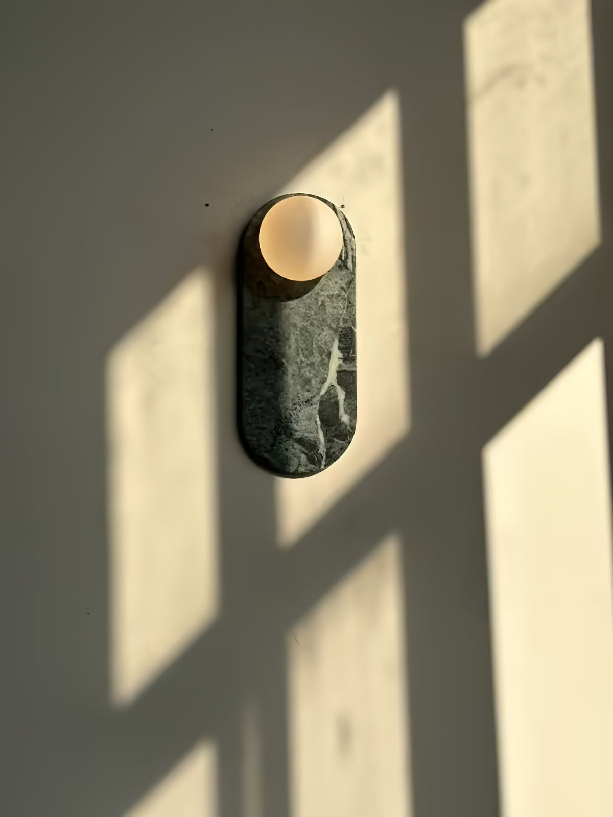 Liorerette Wandleuchte Beige