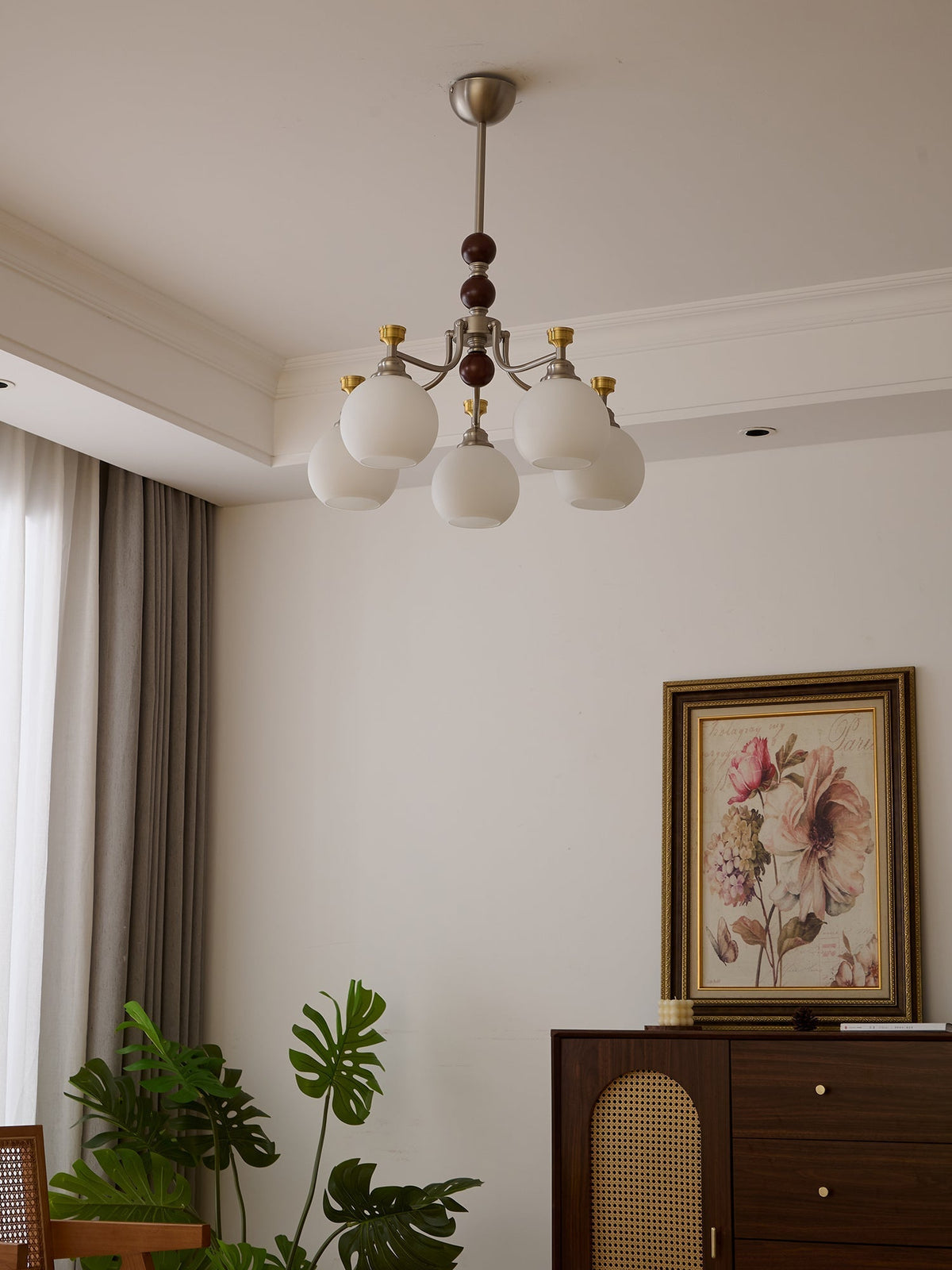 Eursoria Kronleuchter aus Holz und Glas im traditionellen Kunst-Orb-Stil