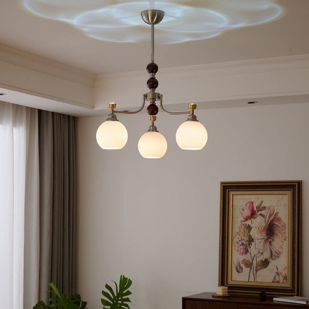 Eursoria Kronleuchter aus Holz und Glas im traditionellen Kunst-Orb-Stil