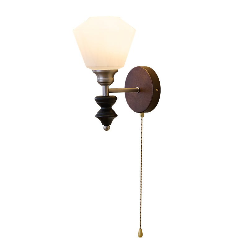 Lucille Elegance Classic Kunstglas-Holz-Wandleuchte