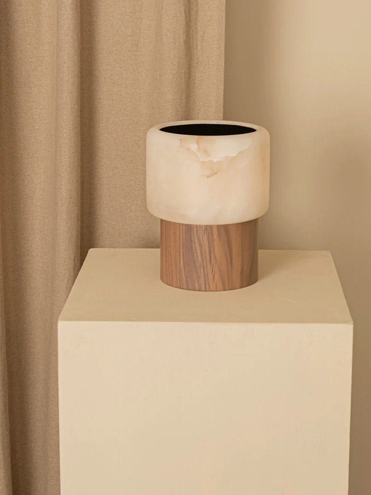 Nivalielle Tischleuchte aus Alabaster