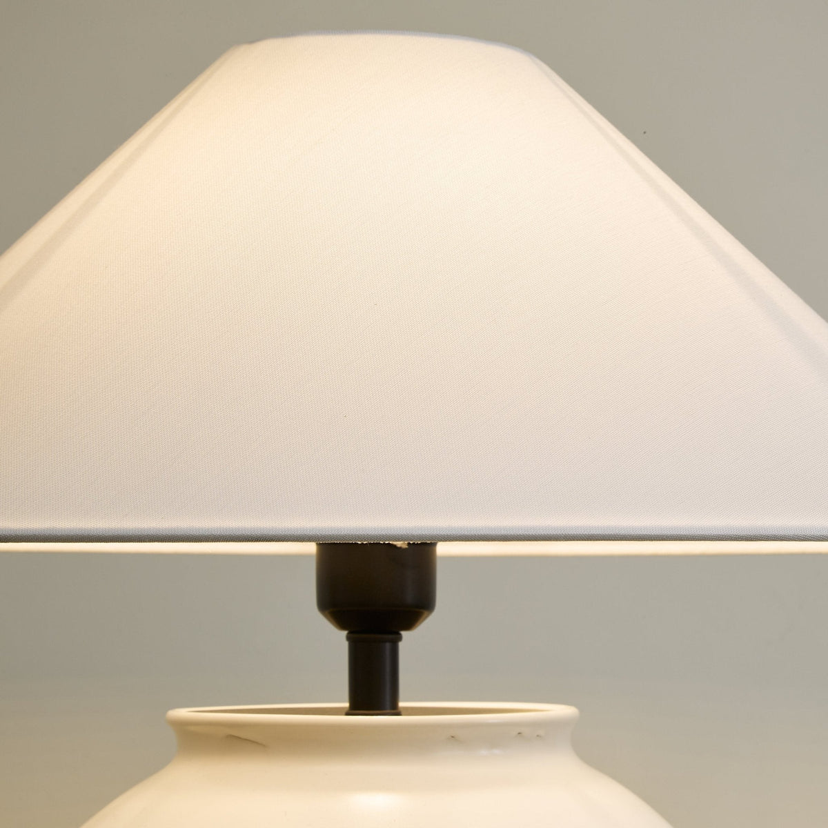 Serinina Classic Tischleuchte aus Stoff