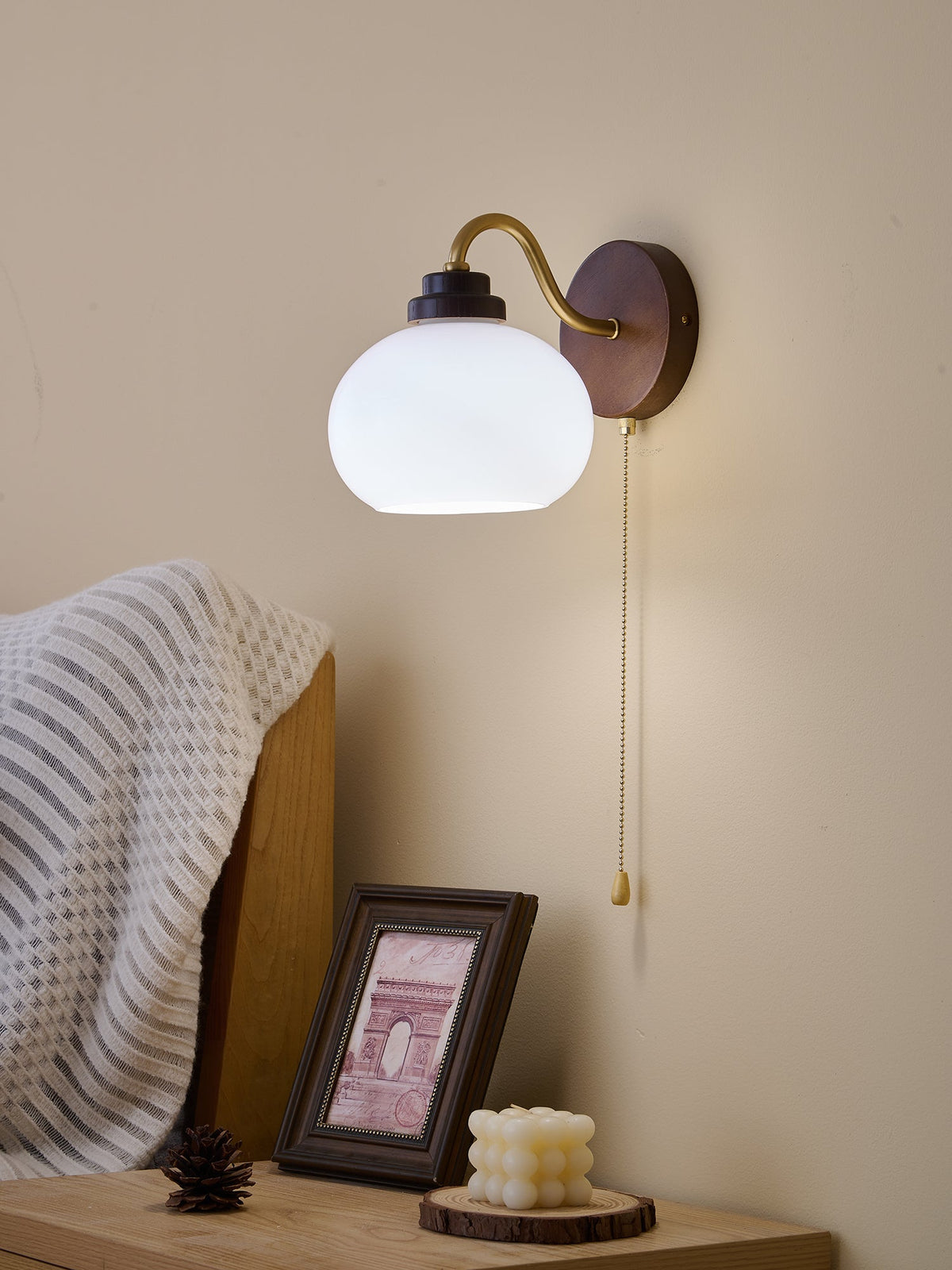 Syleella Premium skandinavische Kunst Wandleuchte aus Glas und Holz