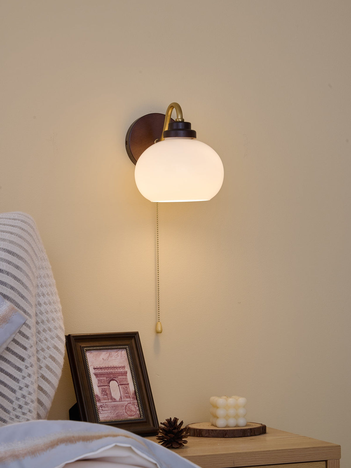 Syleella Premium skandinavische Kunst Wandleuchte aus Glas und Holz