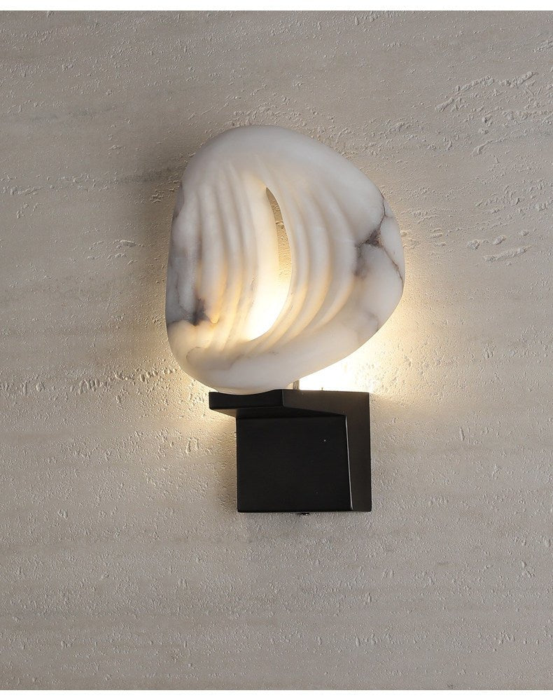 Eirion Rift Alabaster-Wandleuchte