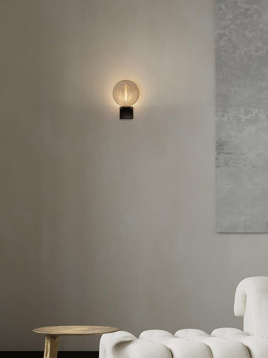 Eirion Rift Alabaster-Wandleuchte