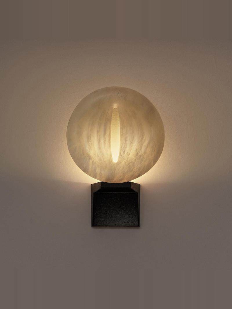 Eirion Rift Alabaster-Wandleuchte