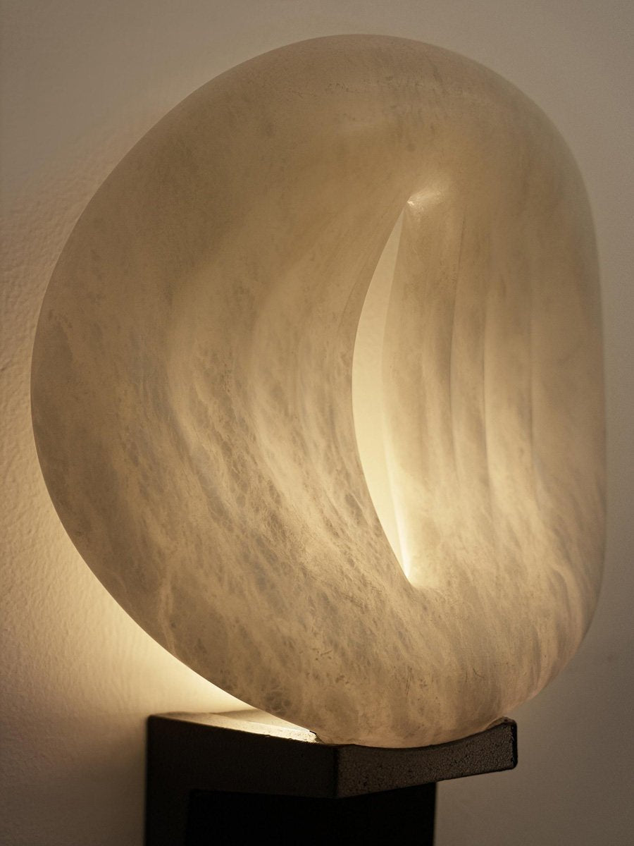 Eirion Rift Alabaster-Wandleuchte