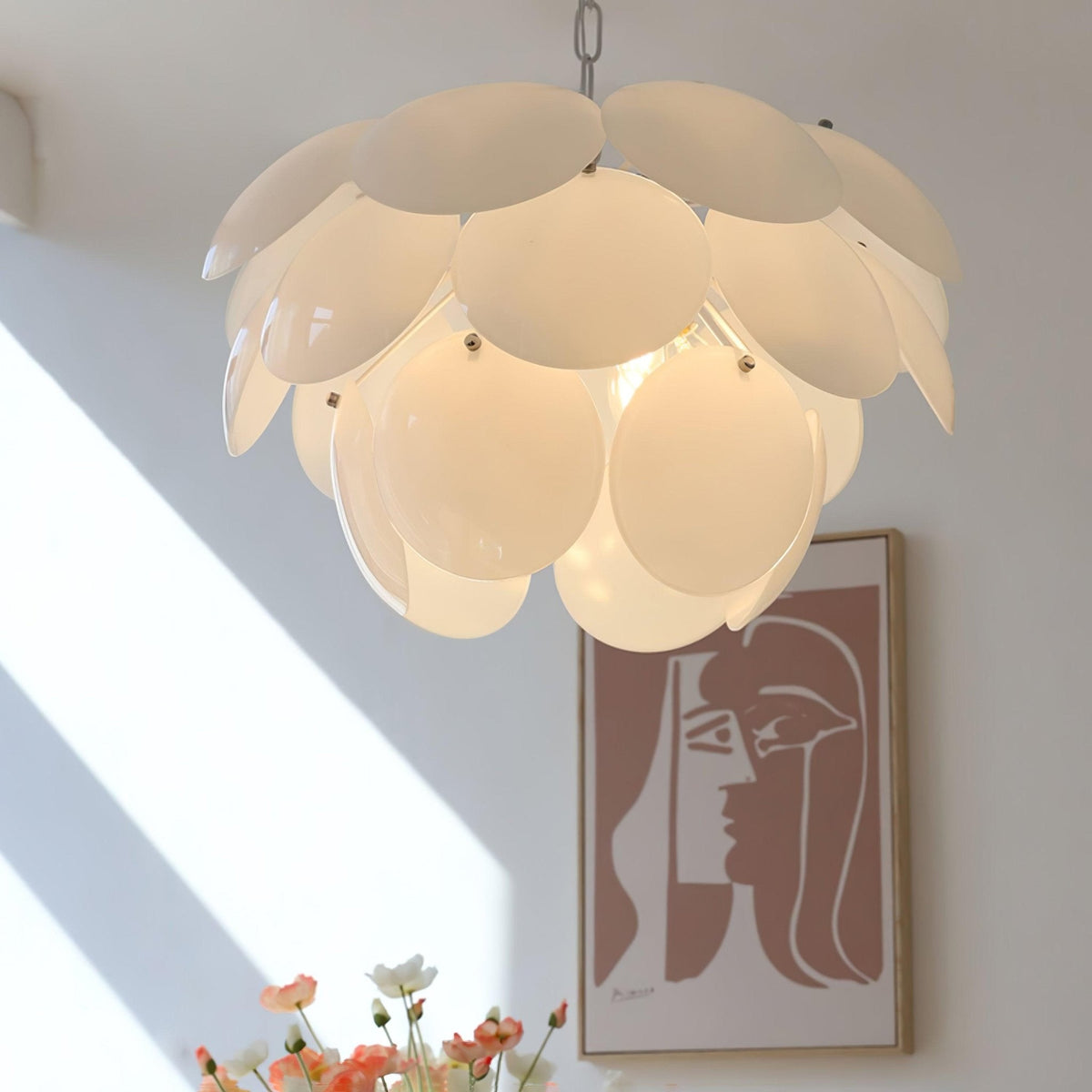 Sophia Kronleuchter aus Glas im minimalistischen Stil