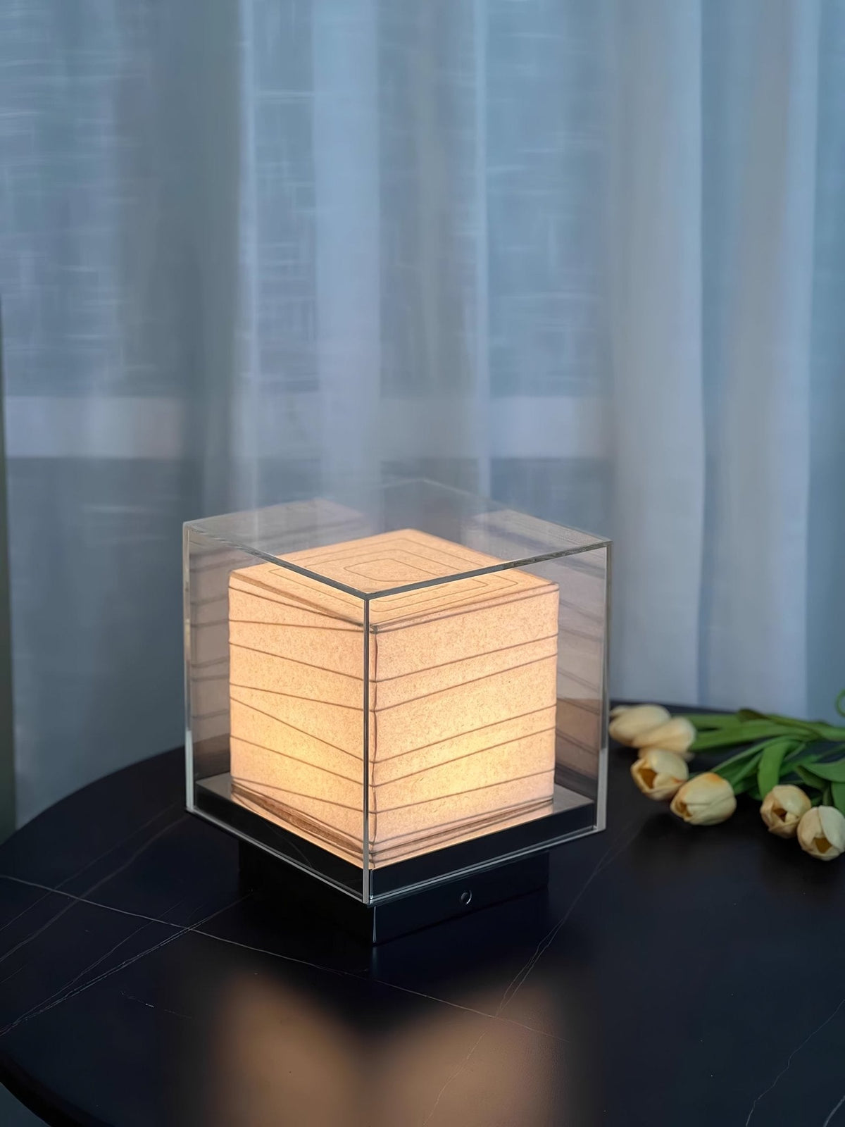 Pryn Tischleuchte Cube