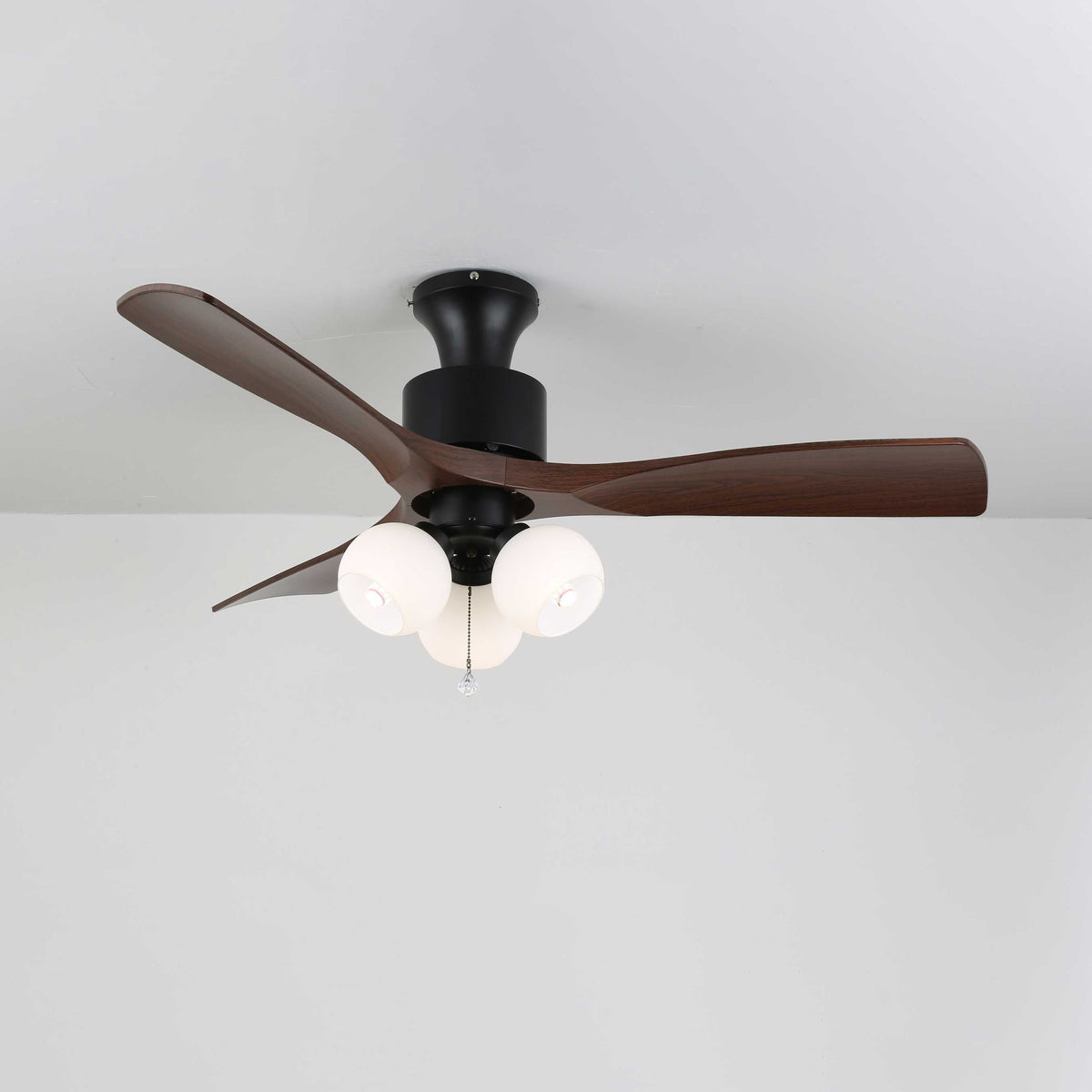 Gwen Vintage Glas-Deckenventilator mit Beleuchtung in Kieselsteinform