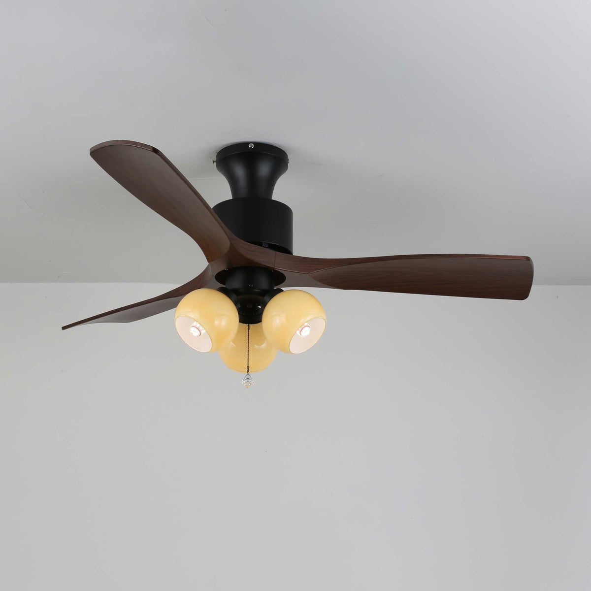 Gwen Vintage Glas-Deckenventilator mit Beleuchtung in Kieselsteinform