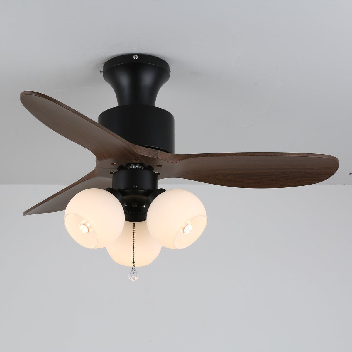 Gwen Vintage Glas-Deckenventilator mit Beleuchtung in Kieselsteinform
