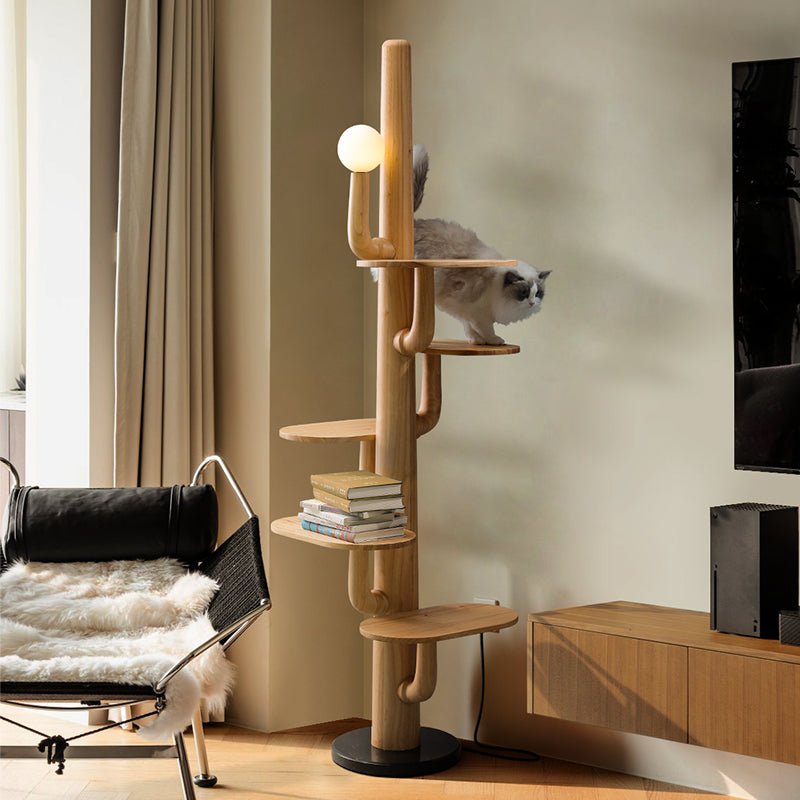 Rymb Stehleuchte aus Holz