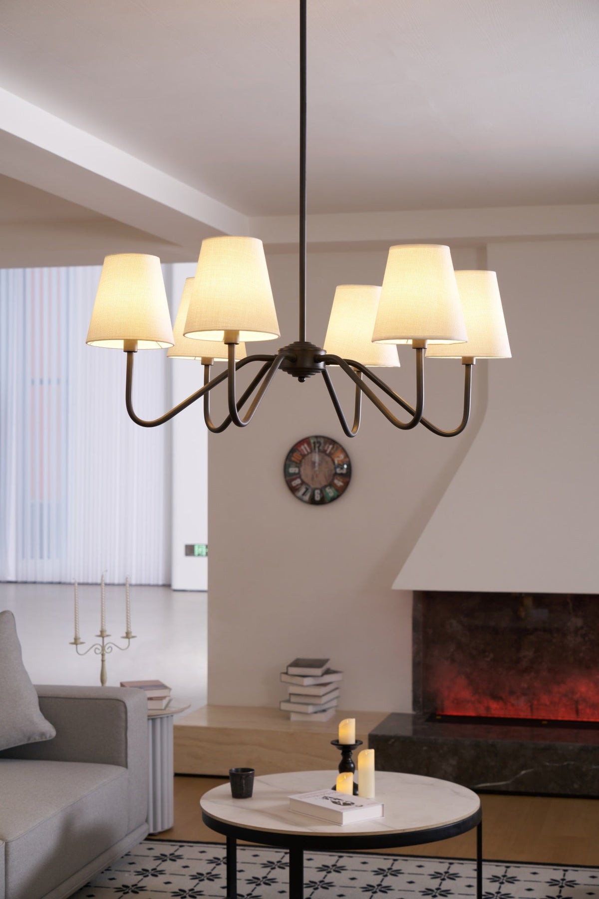 Aurvarira Kronleuchter Lumos Classic Schwarz Stoff