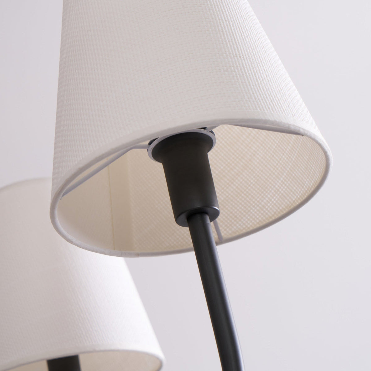 Aurvarira Kronleuchter Lumos Classic Schwarz Stoff