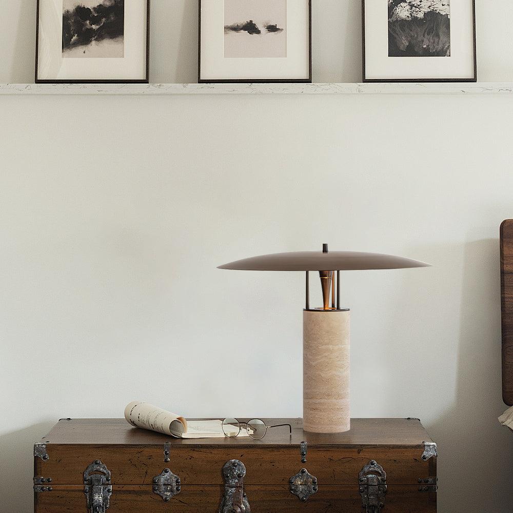 Eara Disc-Pillar Travertine Tischleuchte