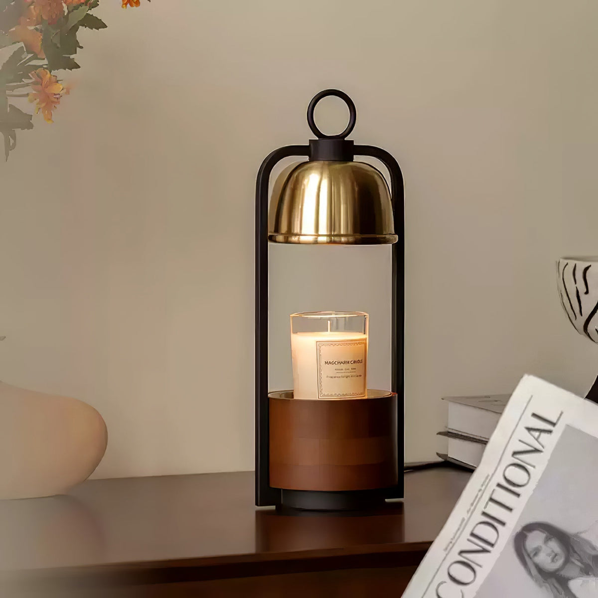 Rosa Tischleuchte aus Holz im Holz-Design -Oberfläche
