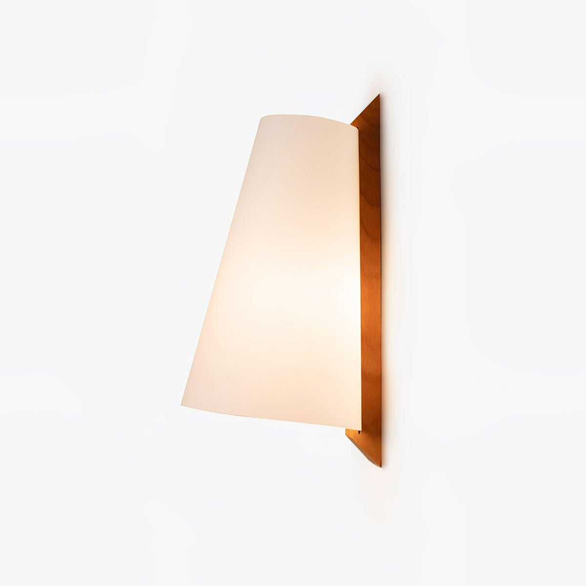 Miriam zeitgenössische minimalistische Kunststoff-Wandleuchte